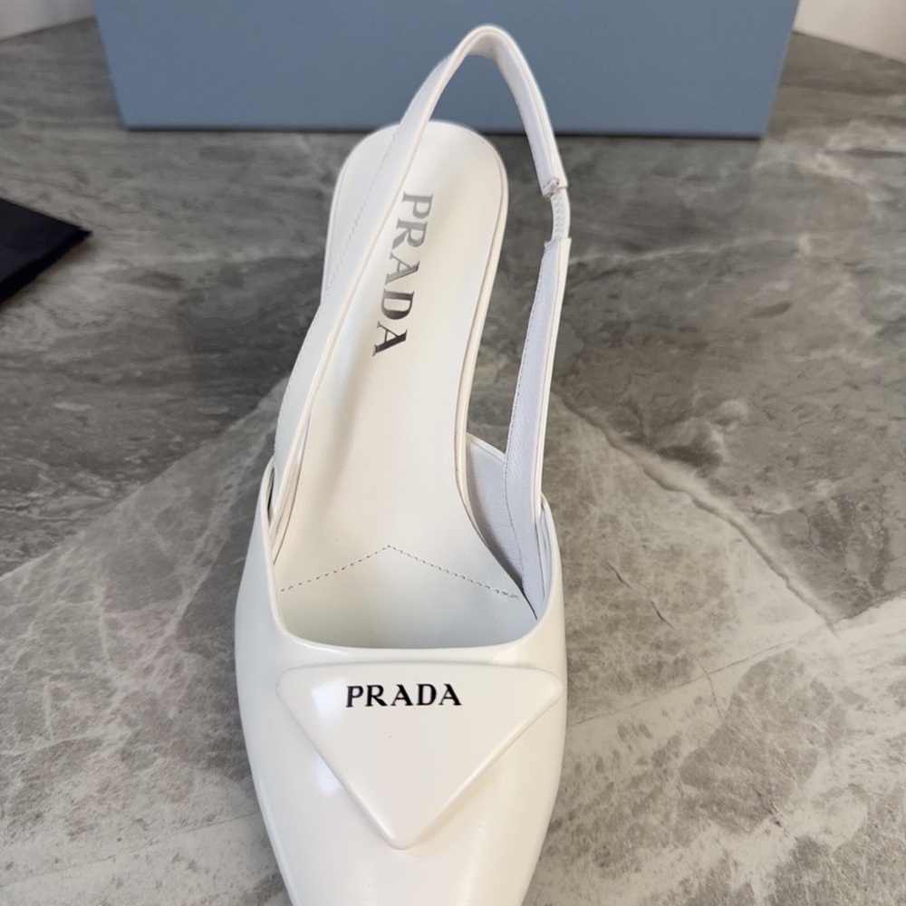 🍒Women's Prada Heels - Picture 8 of 8